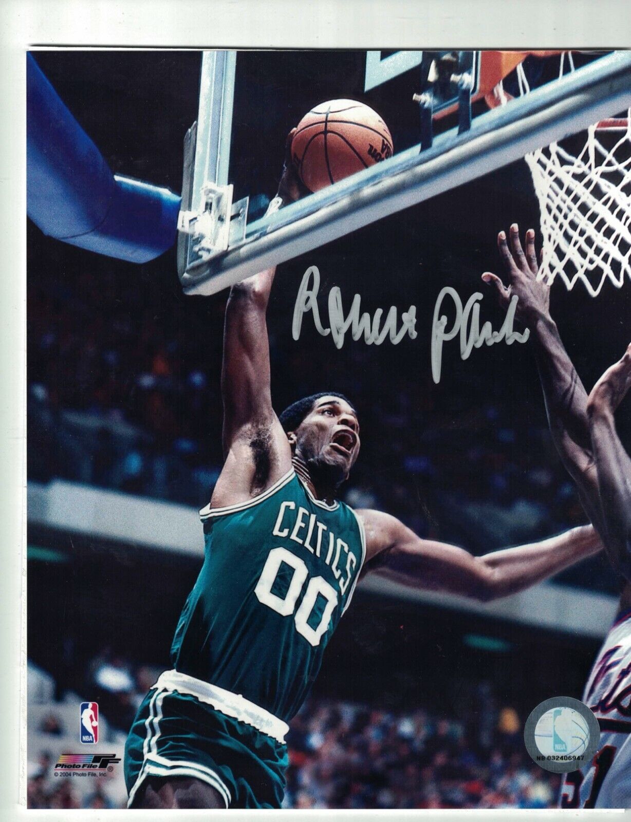 Robert Parish Boston Celtics Signed 8 x 10 Photo Poster painting W/Our COA Mounted on Cardboard