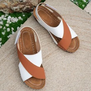 Yyvonne And Autumn 2025 New Flat Bottom And Fish Mouth Sandals Women's Large Thick Bottom Hollow Beach Sandals