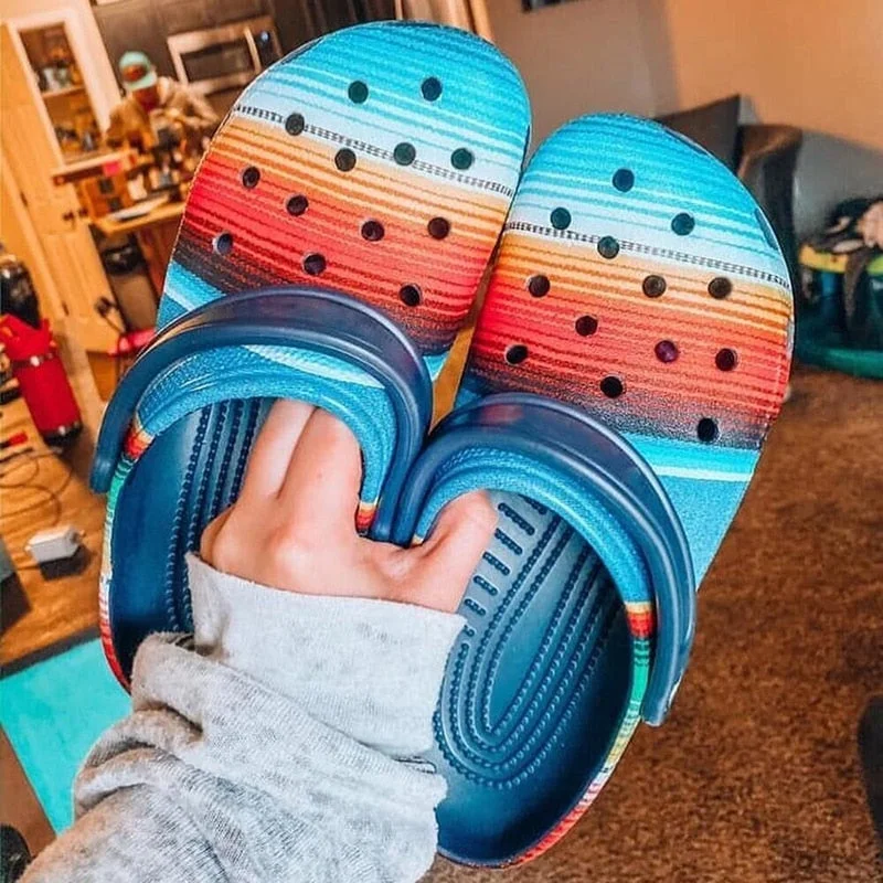 womens sandals 2021 Summer Sandals Hollow Out Breathable Beach Slippers Flip Flops EVA  Men and Women Couple's Porous Shoes