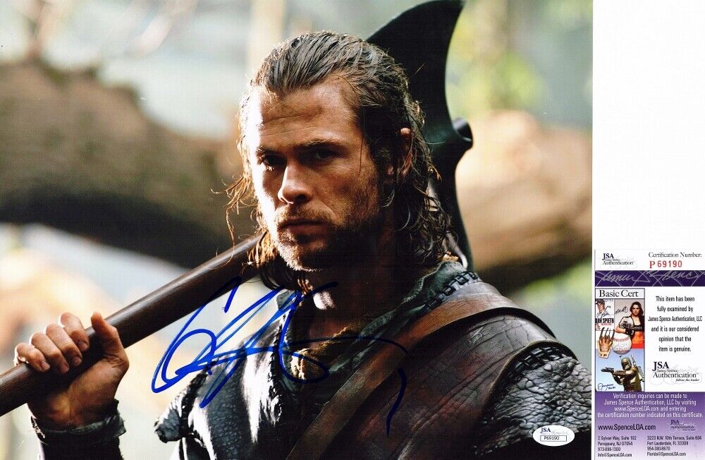 Chris Hemsworth Signed The Huntsman Winters Tale 11x14 Photo Poster painting - JSA COA