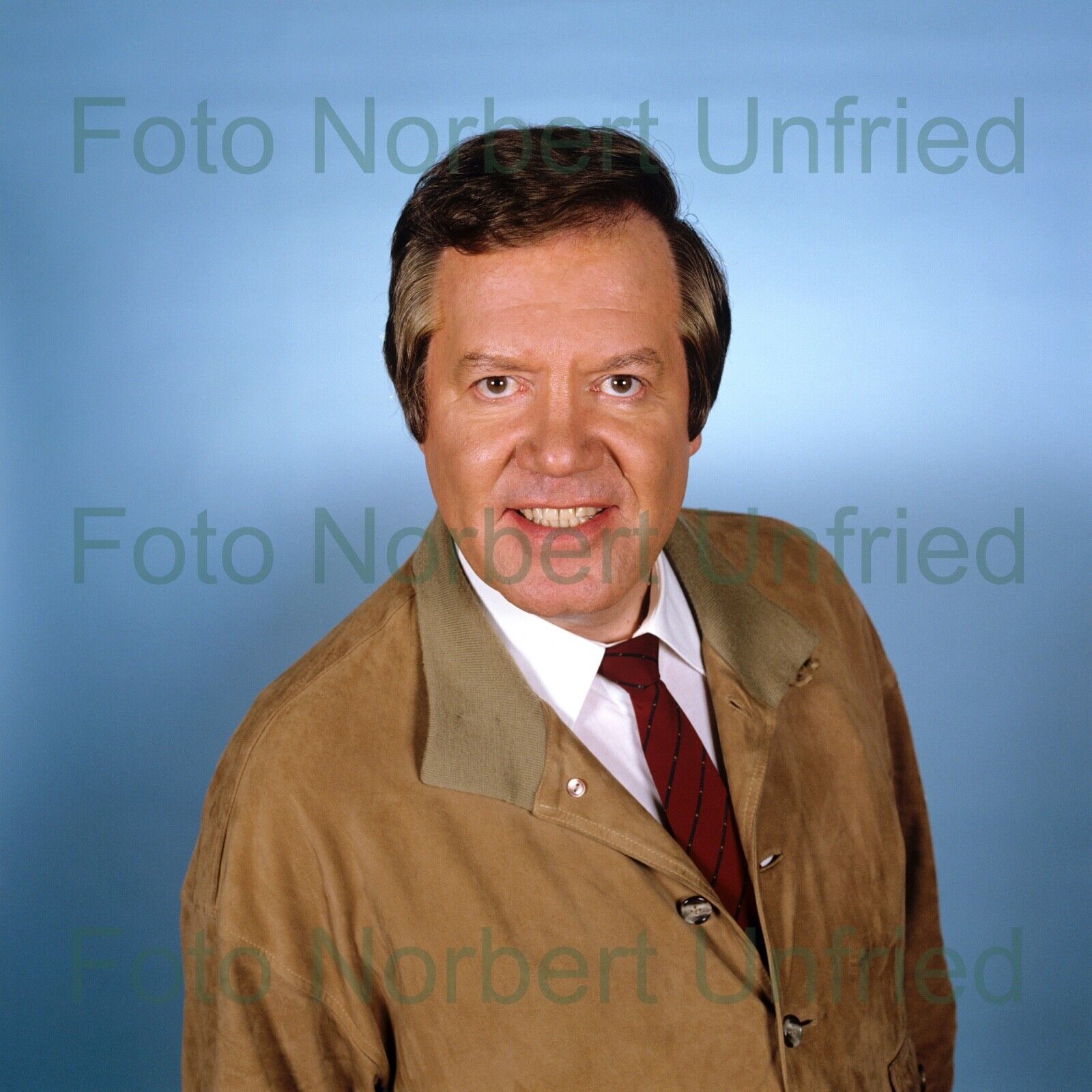 Wim Thoelke Photo Poster painting 13 X 13 CM (Picture 644