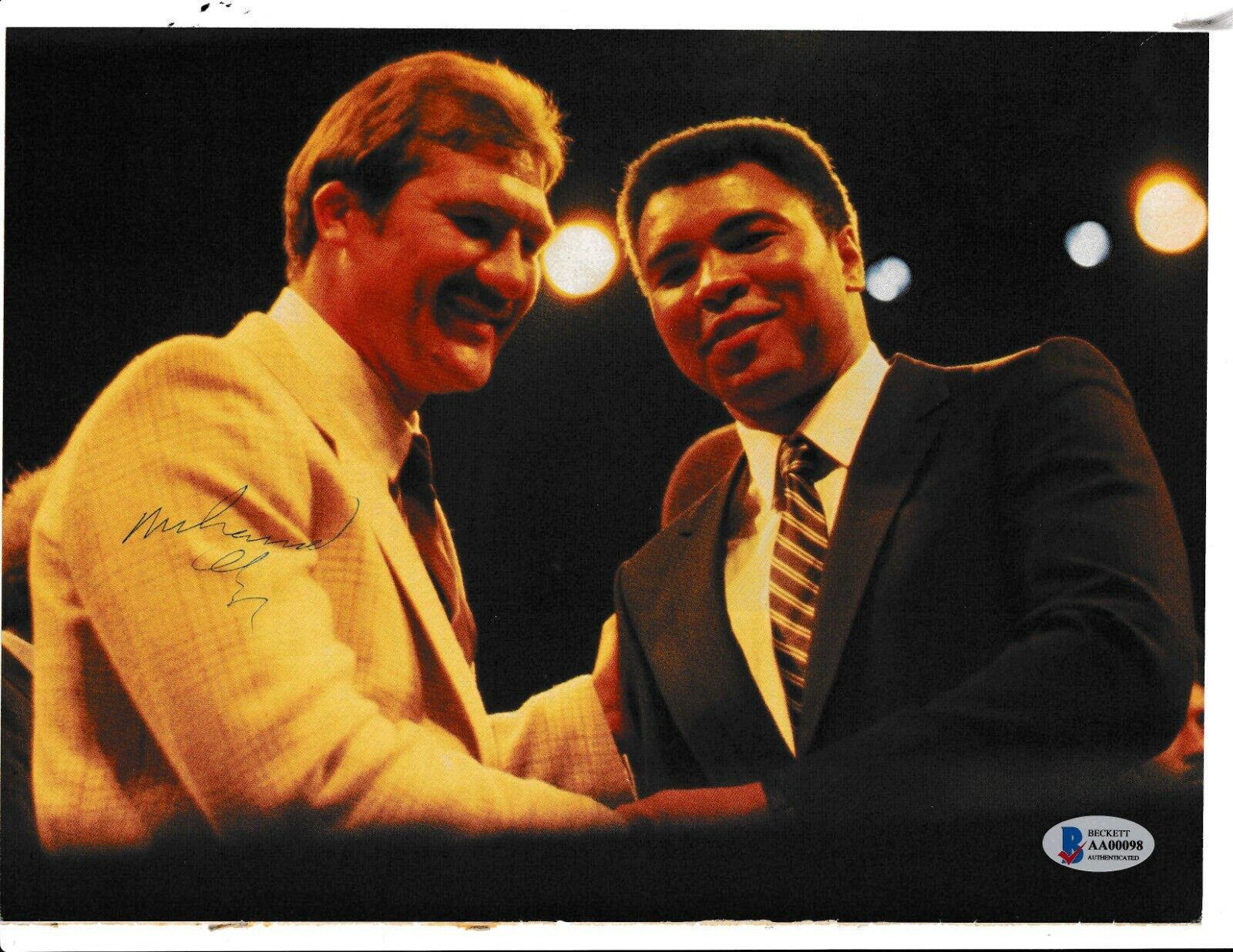 MUHAMMAD ALI Signed Inside Boxing Magazine Photo Poster painting with Beckett LOA