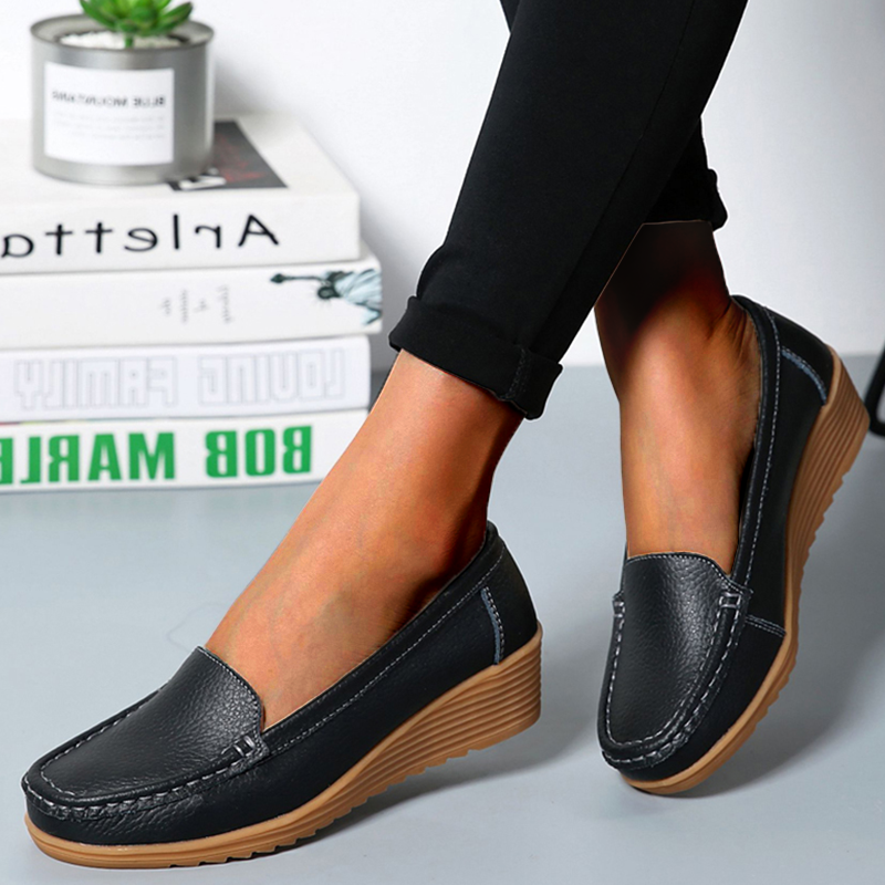 Women Flats Spring Summer Genuine Leather Casual Loafers