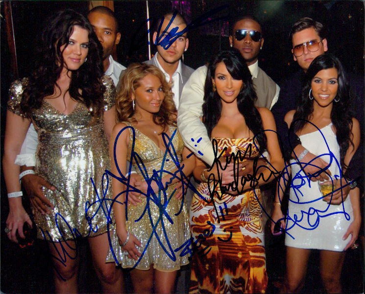 The Kardashians (Kourtney, Kim, Khloé + Entire cast) signed 8x10 Photo Poster painting In-person