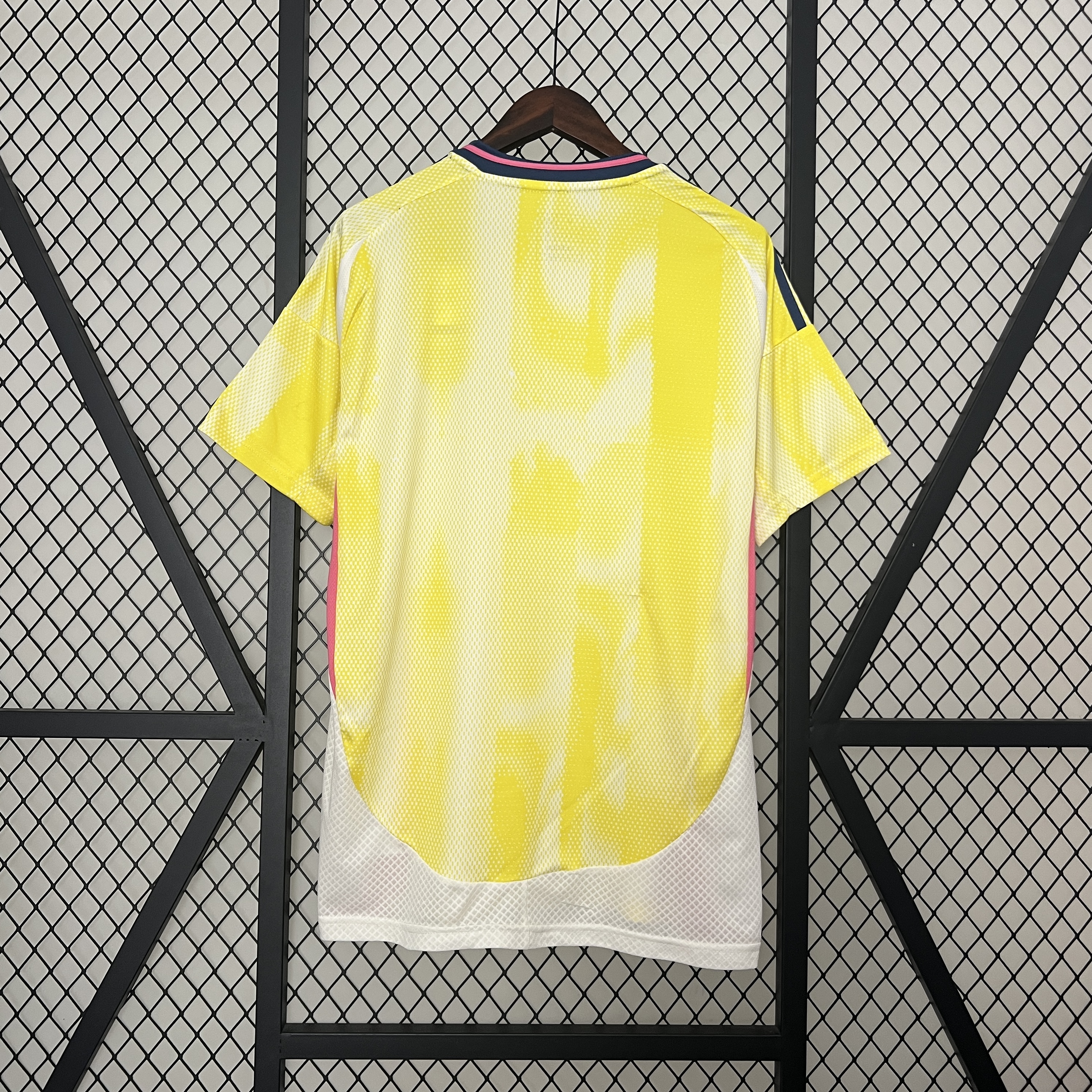 24/25 Juventus Away Football Shirt Thai Quality