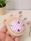 Cute Cat Pin Cushion Kit with 80 Craft Positioning Pins Needle Holders Wooden Base Adorable Pincushion for Quilting Needlepoint DIY Projects