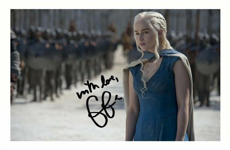 EMILIA CLARKE - GAME OF THRONES AUTOGRAPH SIGNED Photo Poster painting POSTER