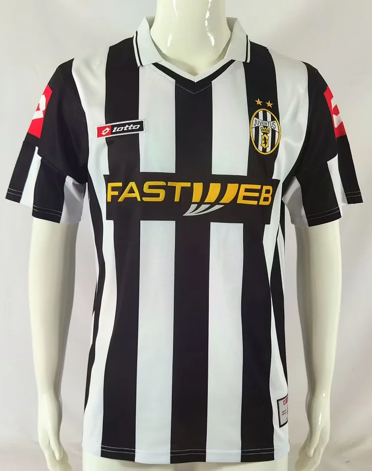 2001/02 Juventus home retro jersey