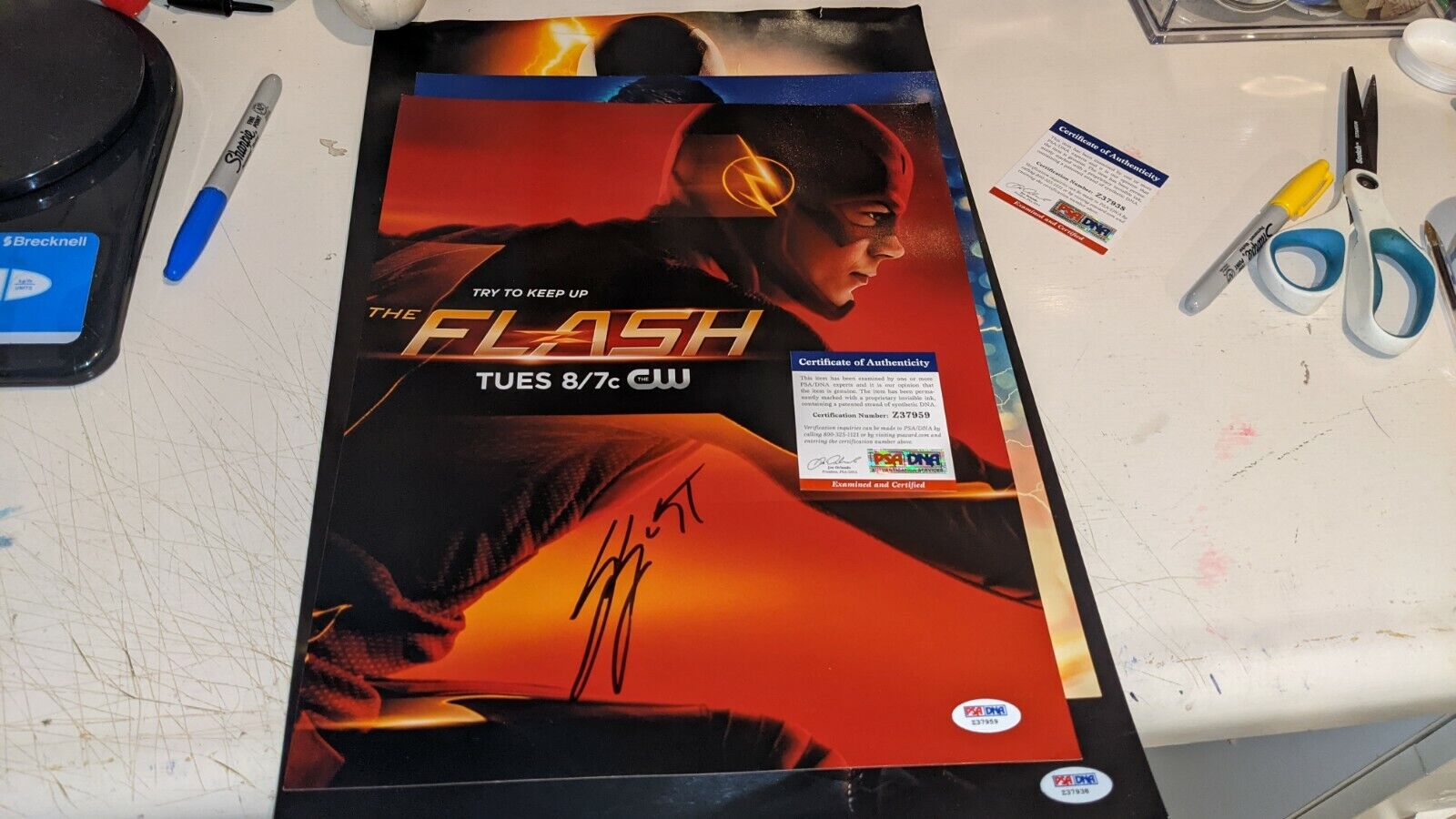 Grant Gustin The Flash CW TV Show Signed 11 x 14