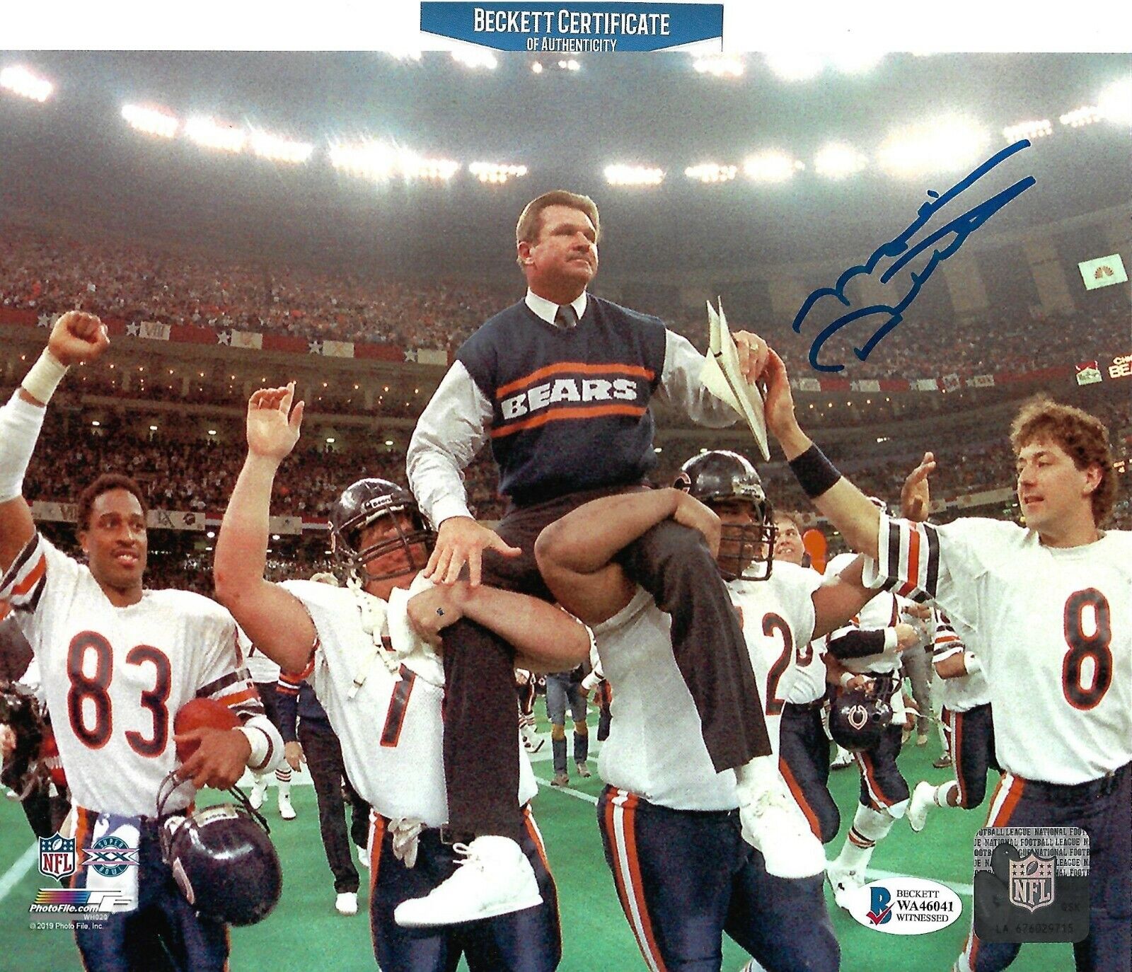 MIKE DITKA signed autographed CHICAGO BEARS 8x10 Photo Poster painting HOF 88 w/ COA BECKETT