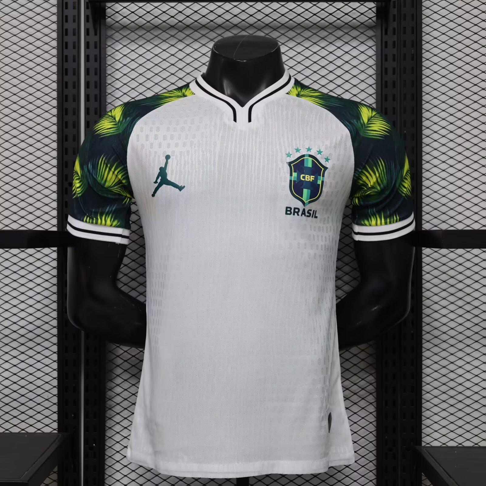 2026 Player Version Brazil Special Edition Football Jersey（The player version jersey is a bit tight, please pay attention to the size selection）