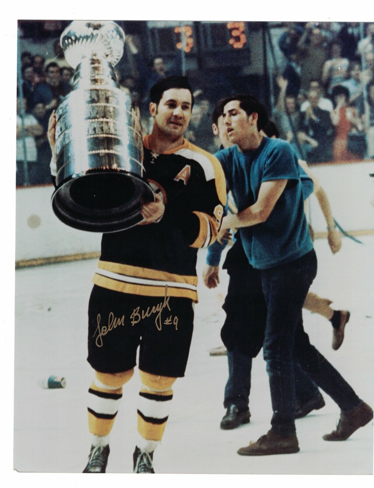 John Bucyk Boston Bruins Signed 8 x 10