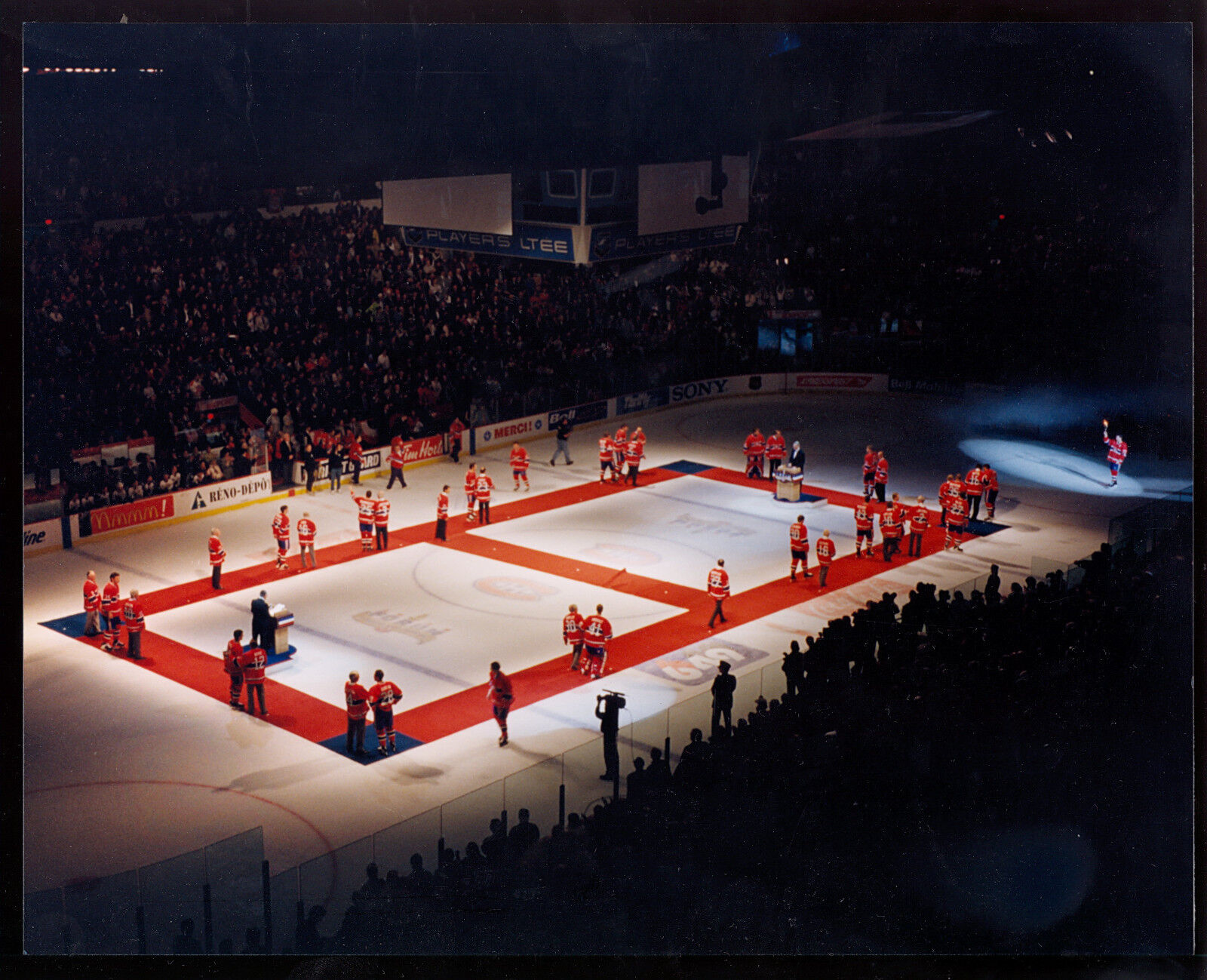 MONTREAL CANADIENS FOURM LAST DAY 8X10 31 player Photo Poster painting Maurice Richard Beliveau