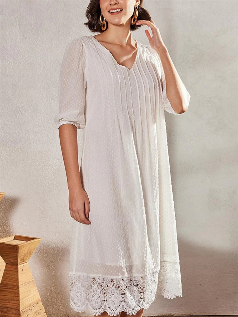 Women's Half Sleeve V-neck Solid Color Lace Midi Dress