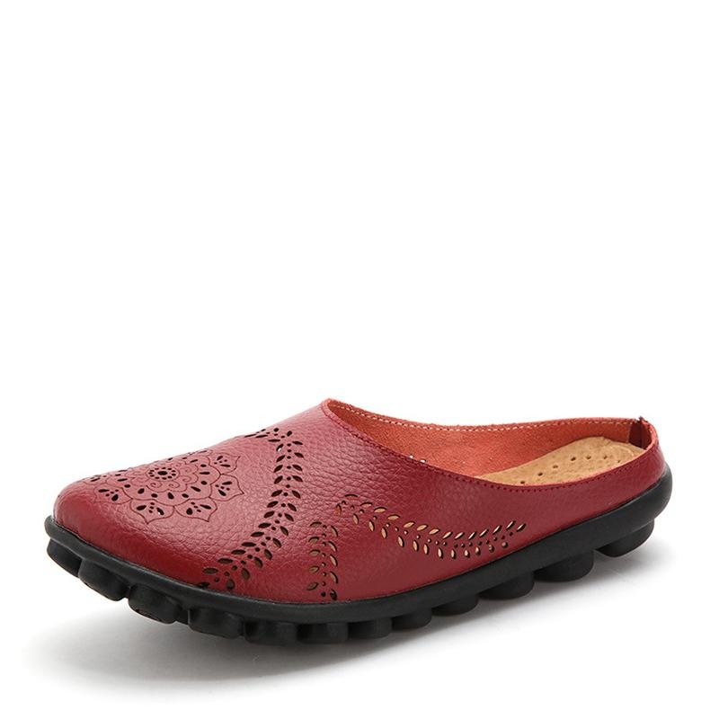 Casual-styled carved slipper