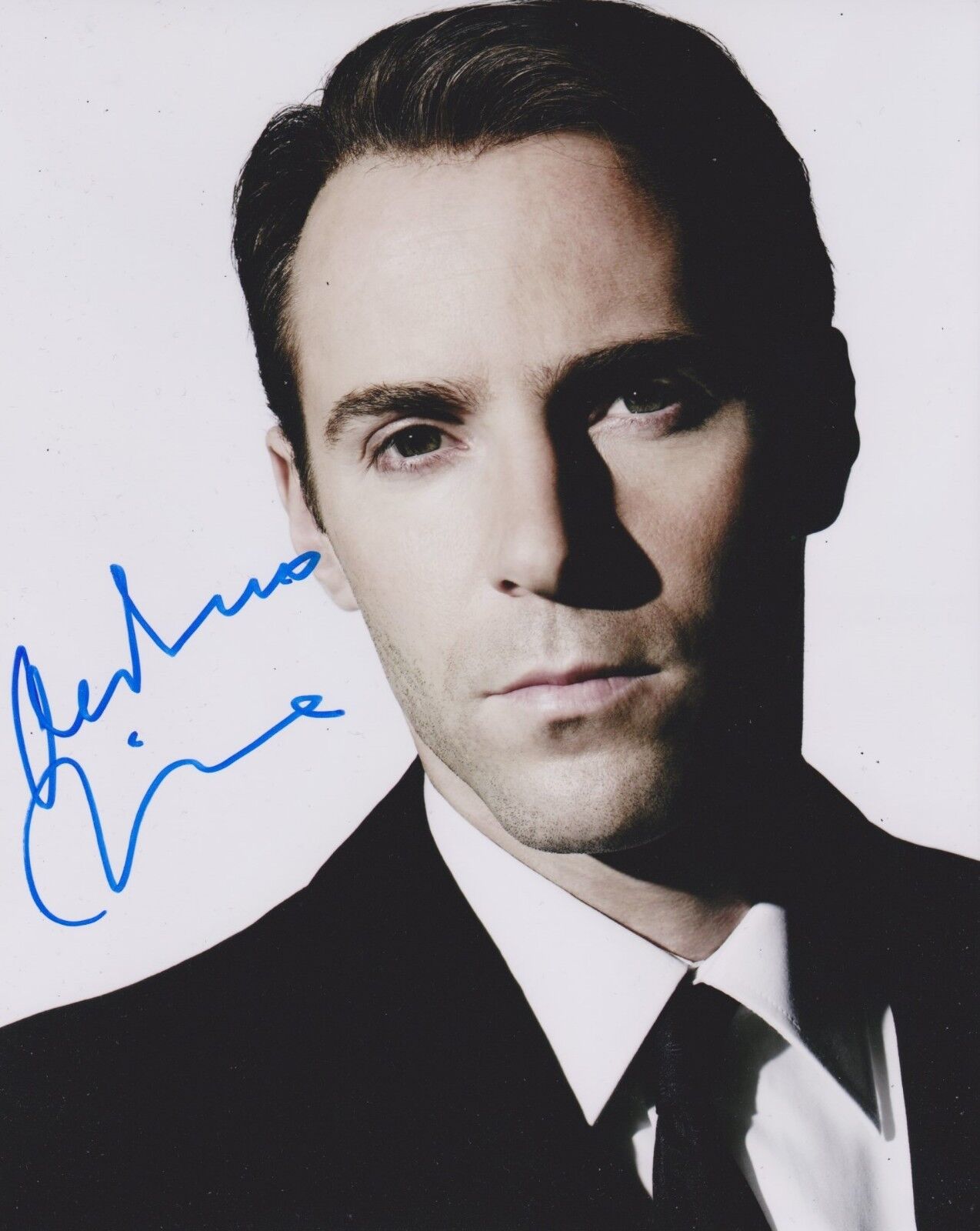 Alessandro Nivola Signed 10x8 Photo Poster painting AFTAL