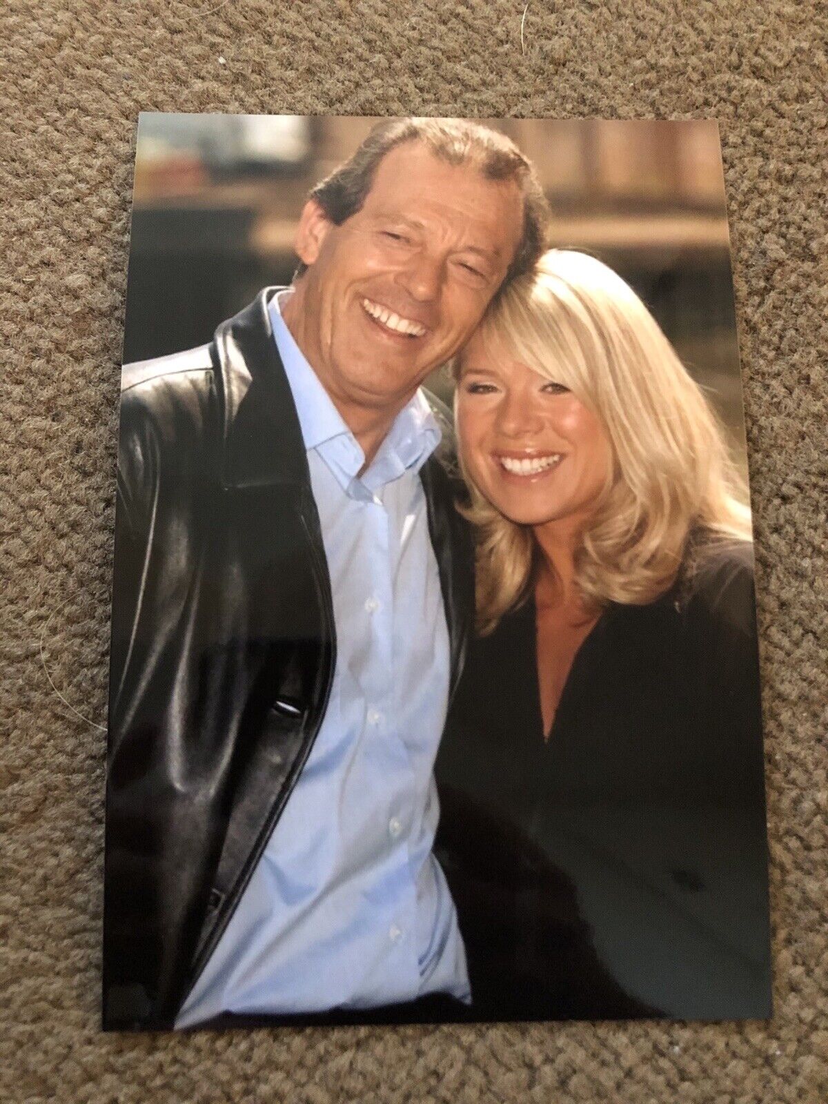 LETITIA DEAN & LESLIE GRANTHAM (EASTENDERS) UNSIGNED Photo Poster painting- 6x4”