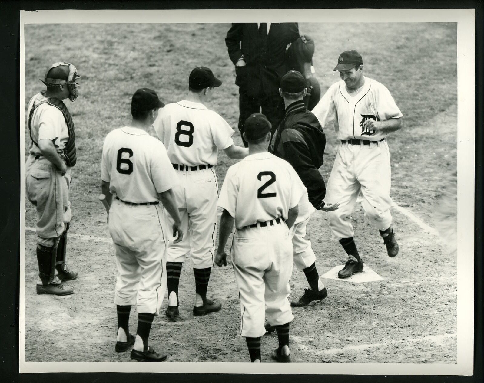 Paul Campbell GRAND SLAM Home Run 1949 Press Wire Photo Poster painting Detroit Tigers