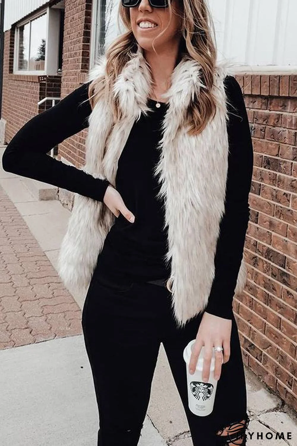 Pockets Sleeveless Faux Fur Vest | IFYHOME