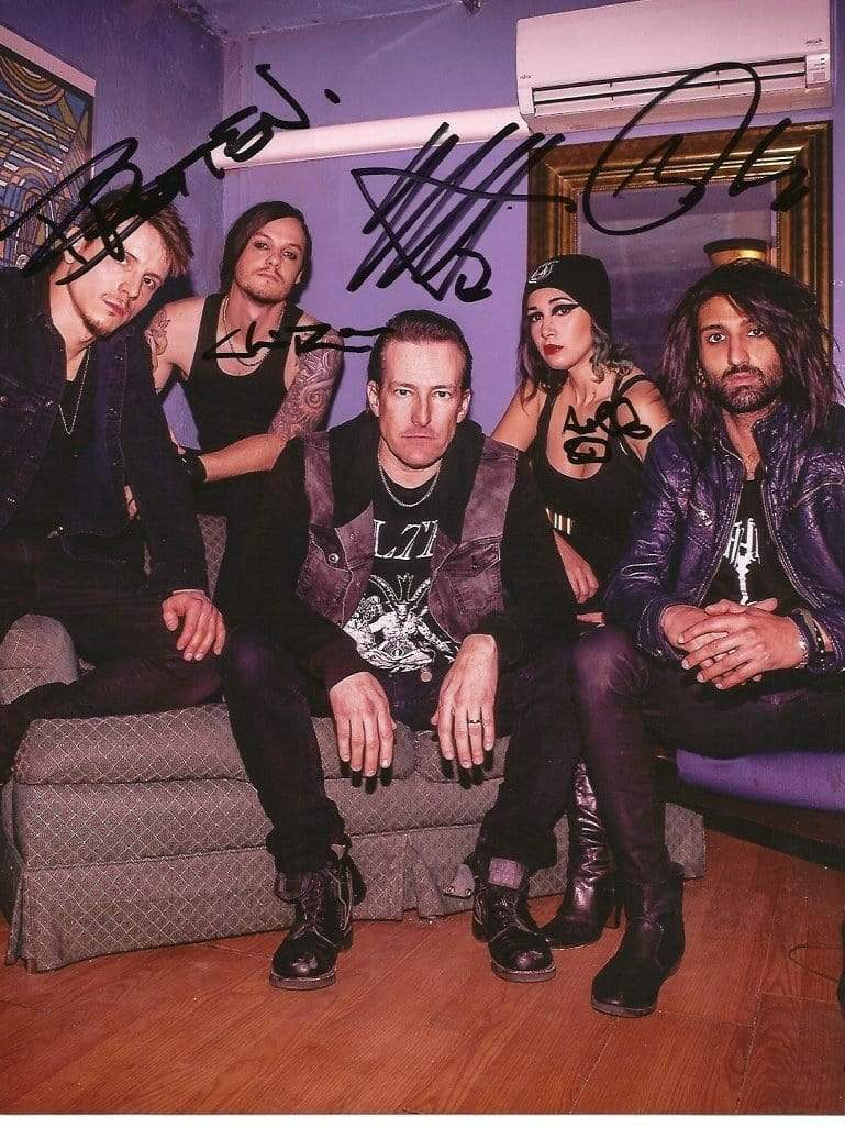 Filter INDUSTRIAL ROCK autographs, In-Person signed Photo Poster painting