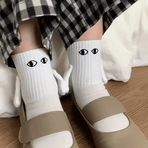 magnetic hand to hand couple socks