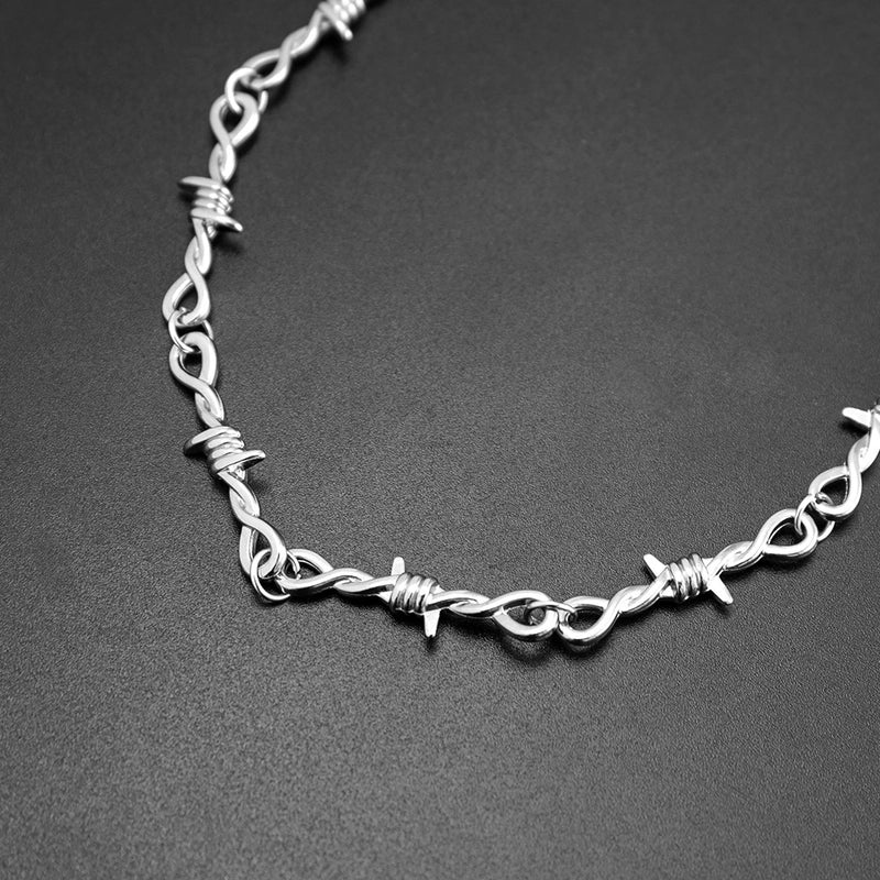 Hip-Hop Rock Novelty Irregular Geometric Paper Clip Alloy Plating Alloy Christmas Unisex Necklace