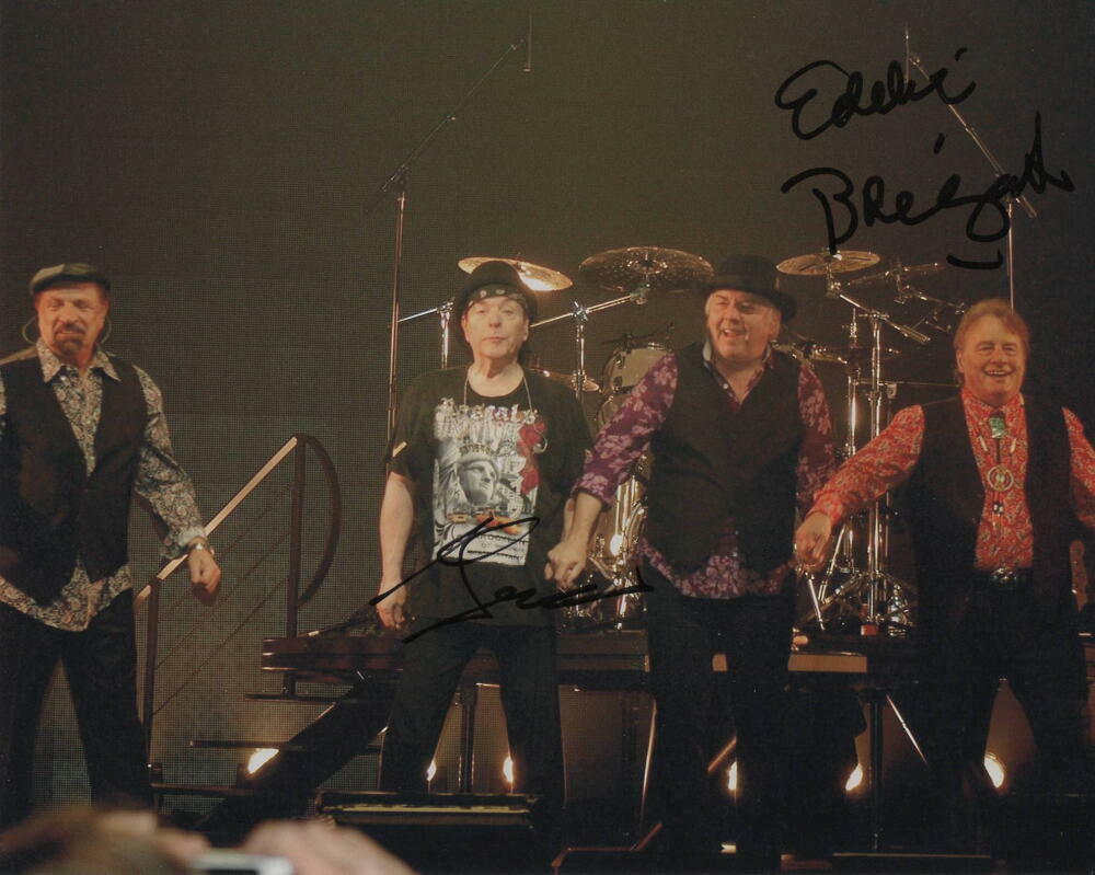 EDDIE BRIGATI & GENE CORNISH SIGNED AUTOGRAPH 8X10 Photo Poster painting - THE RASCALS, ROCK HOF