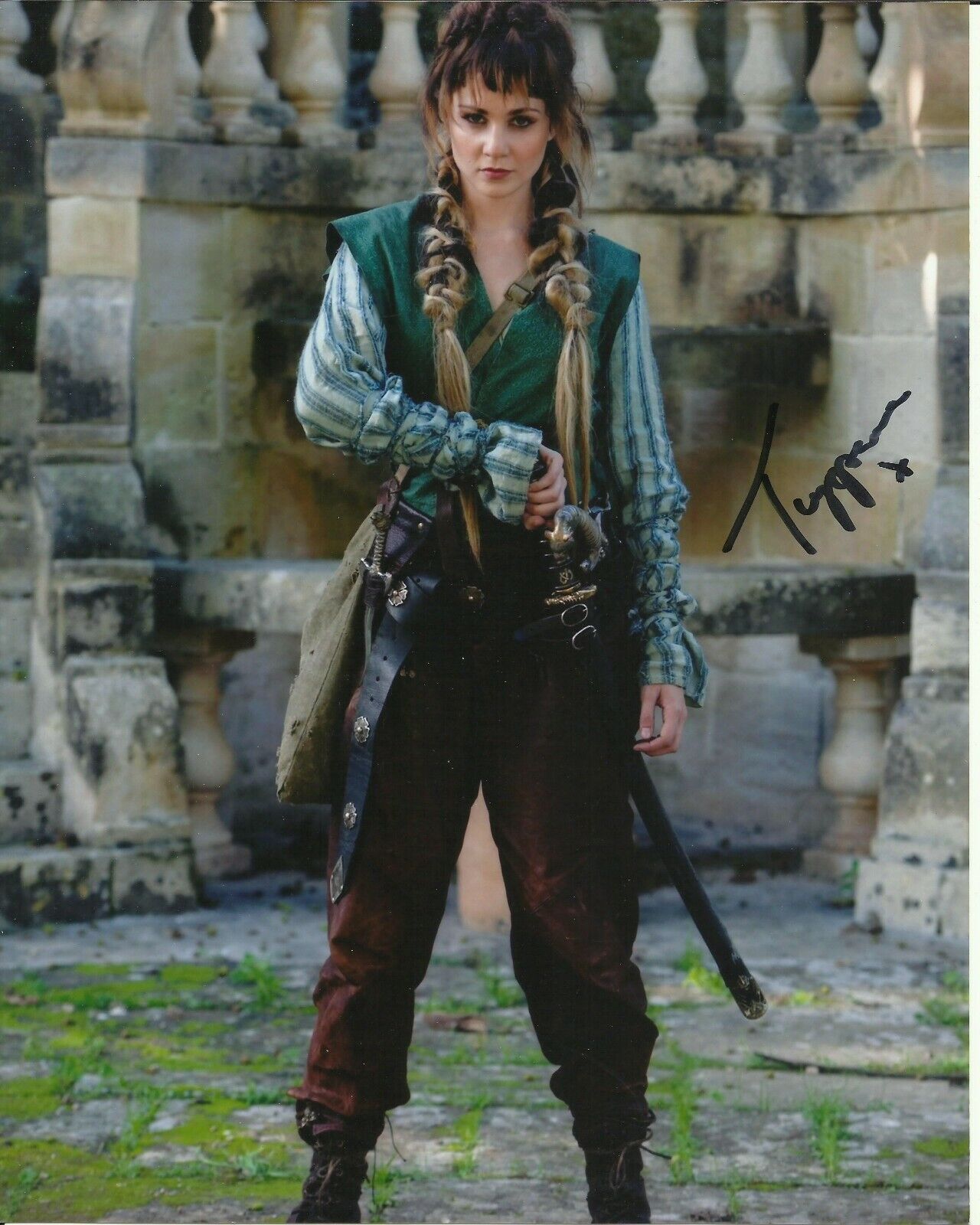 TUPPENCE MIDDLETON SIGNED SEXY SINBAD Photo Poster painting UACC REG 242 (11)