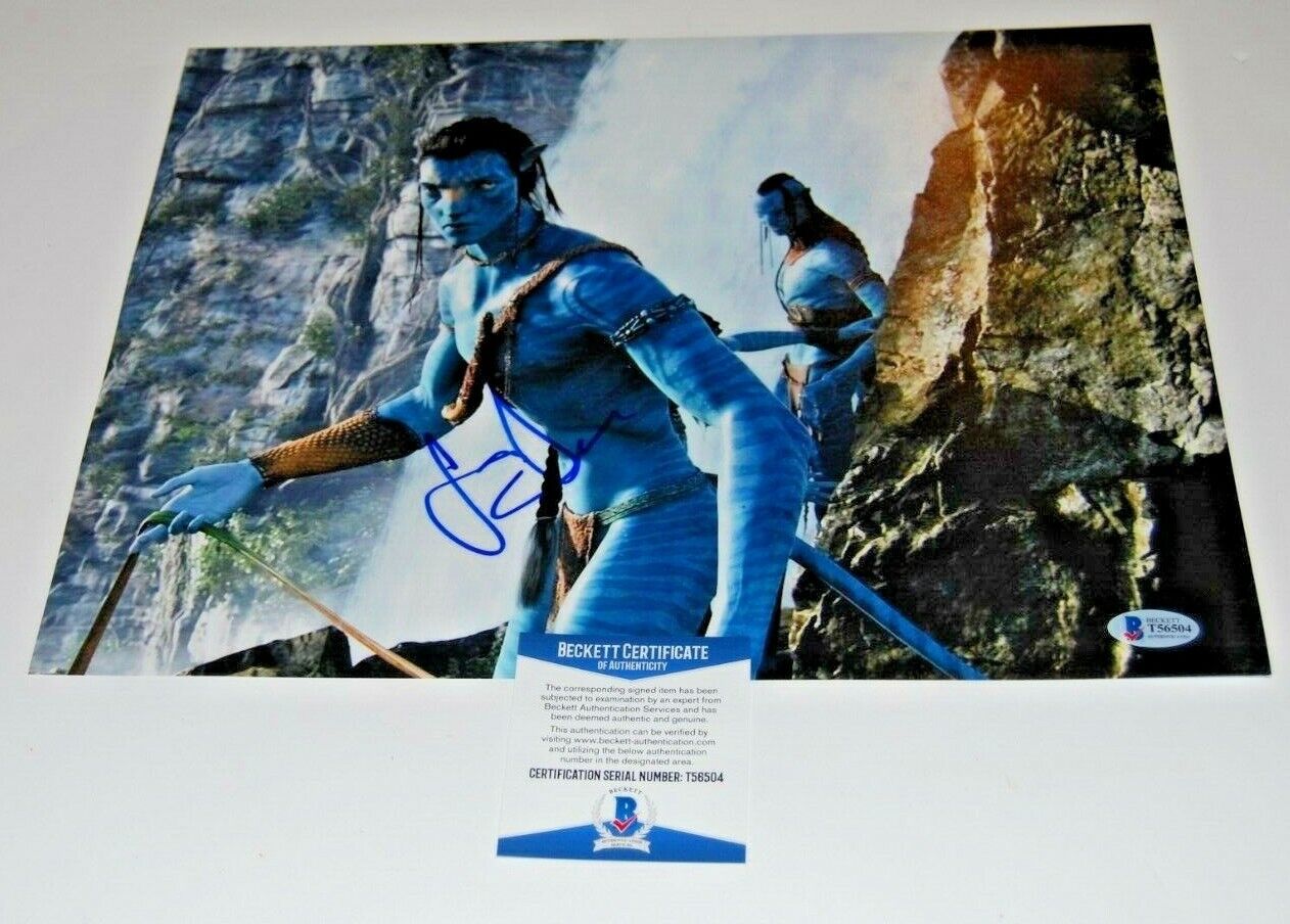 SAM WORTHINGTON signed (AVATAR) autographed *Jake Sully* 8X10 BAS BECKETT T56504