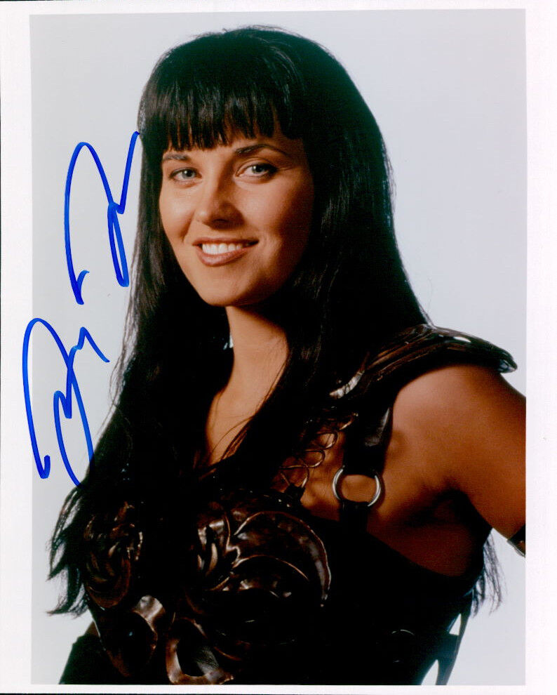 Lucy Lawless (Xena: Warrior Princess) signed authentic 8x10 Photo Poster painting COA