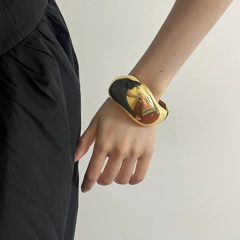 Exaggerated Novelty Solid Color Alloy Plating Unisex Bangle