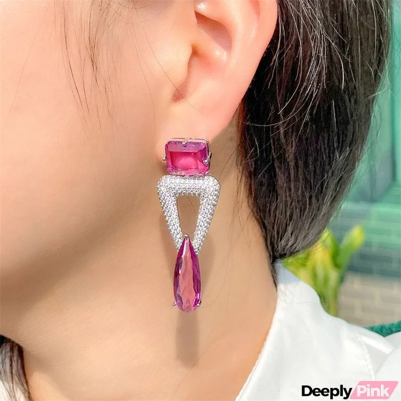 Women's Trendy Lavish Geometric Triangular Zircon Earrings