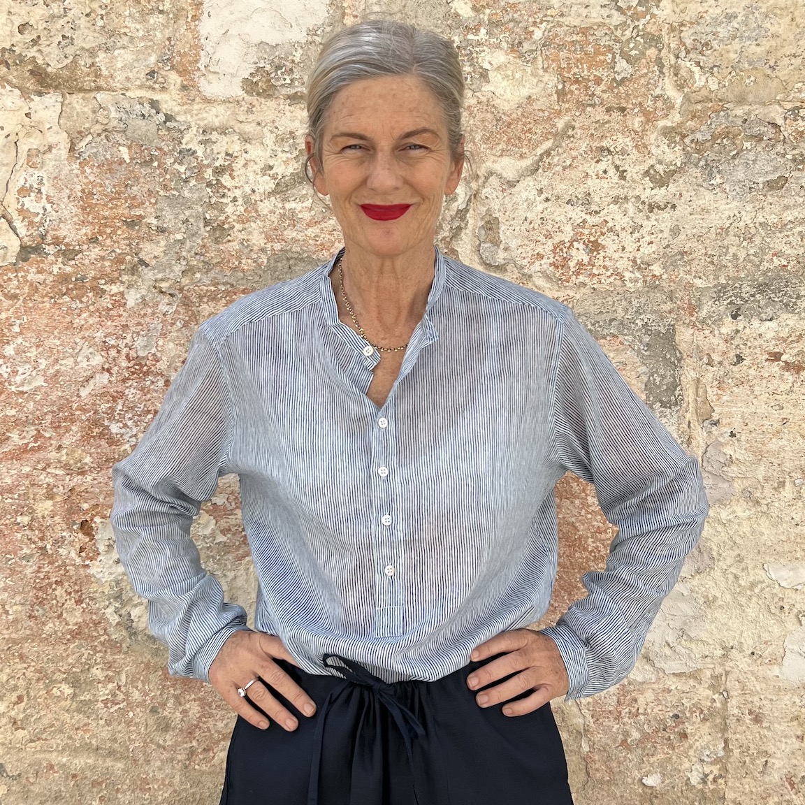 Vacation loose shirt 304