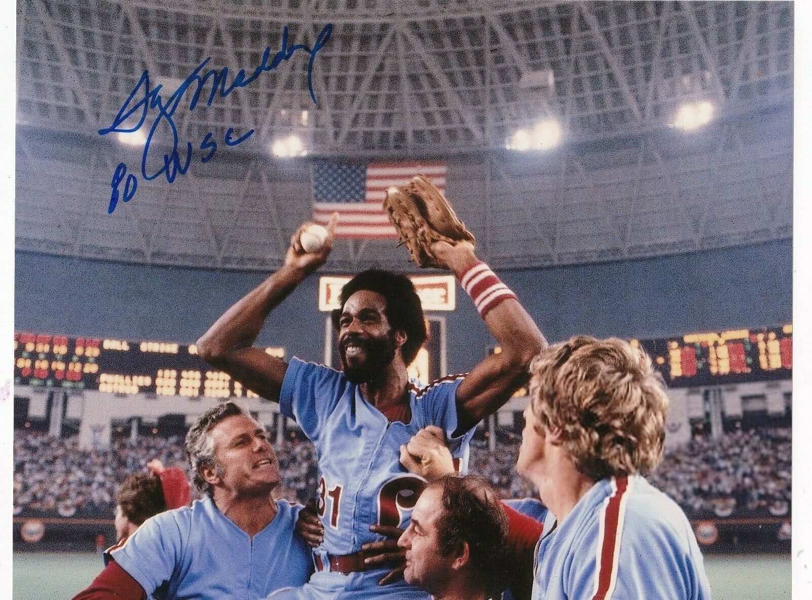 GARY MADDOX PHILADELPHIA PHILLIES 1980 WS CHAMPS ACTION SIGNED 8x10