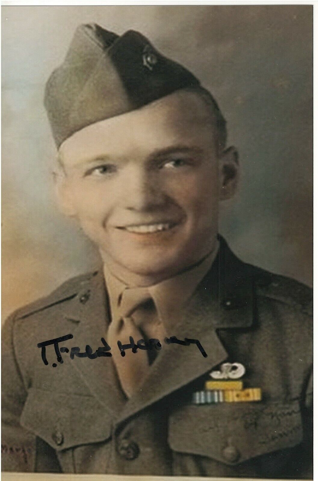 T FRED HARVEY IWO JIMA MARINE, PARAMARINE & SILVER STAR RECIPIENT SIGNED Photo Poster painting