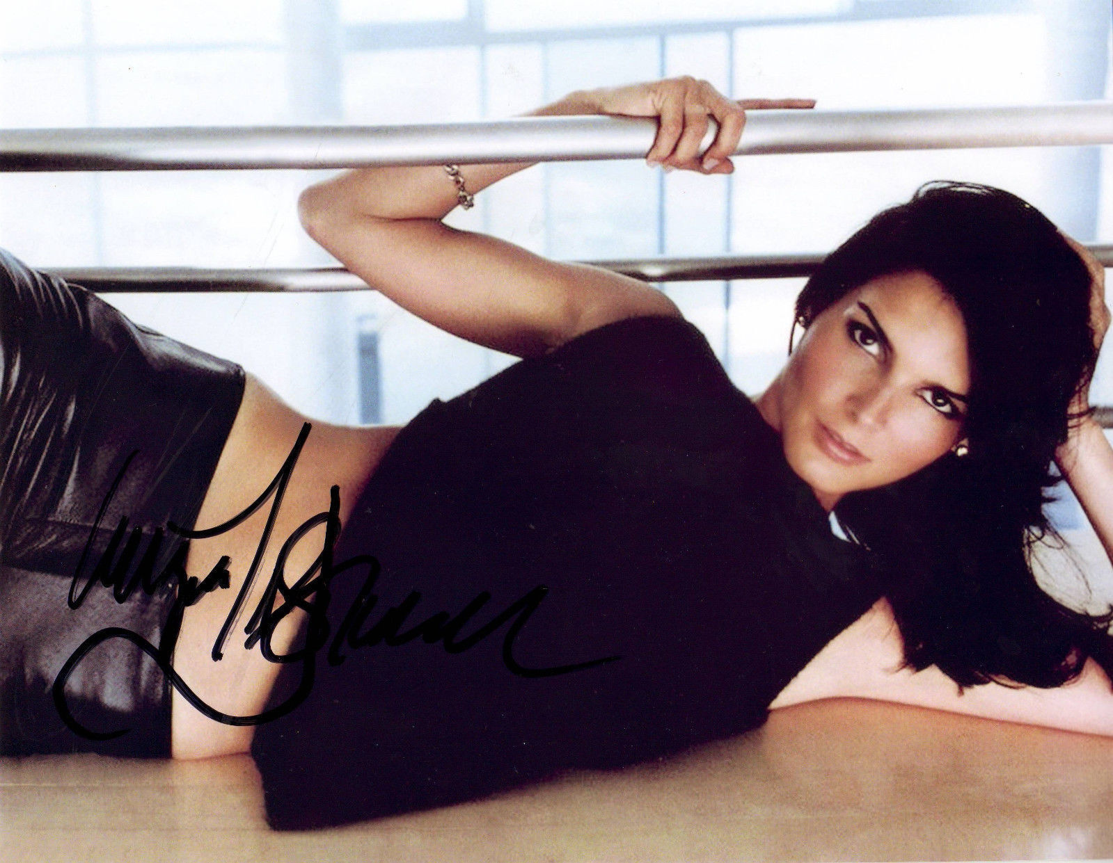 ANGIE HARMON AUTOGRAPH SIGNED PP Photo Poster painting POSTER