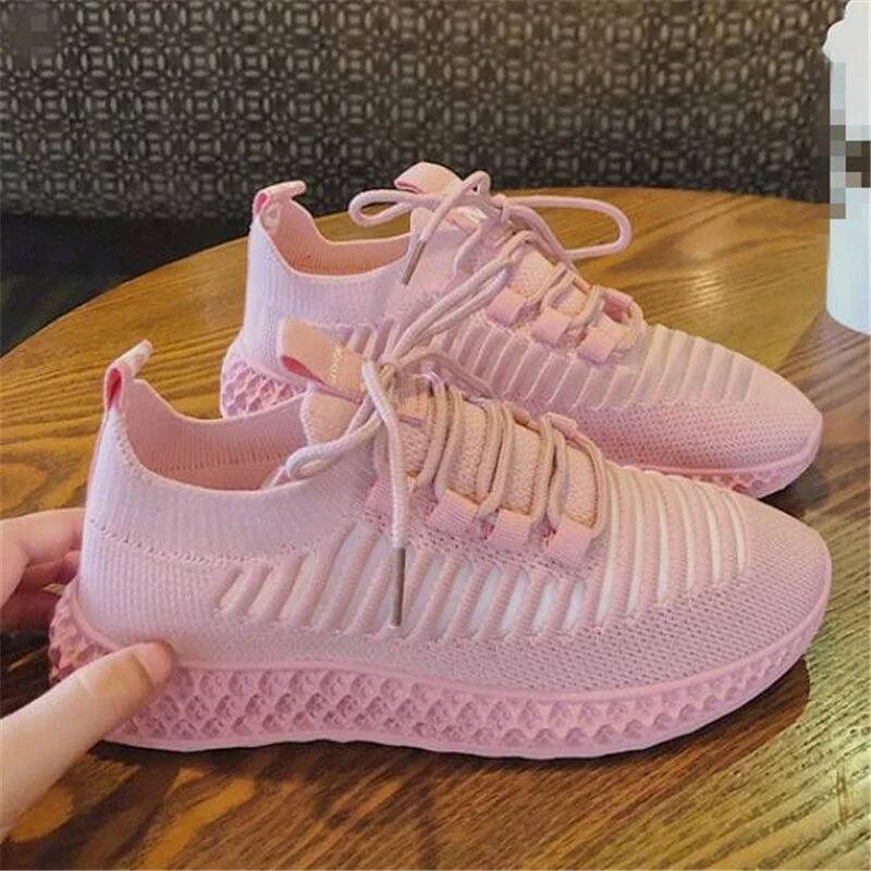New Women Casual Shoes Fashion Breathable Walking Mesh Lace Up Flat Shoes Sneakers Women Yellow Vulcanized Shoes Tenis Feminino