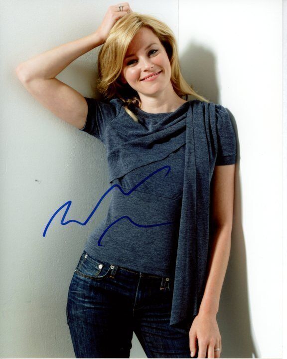 ELIZABETH BANKS Signed Autographed Photo Poster painting