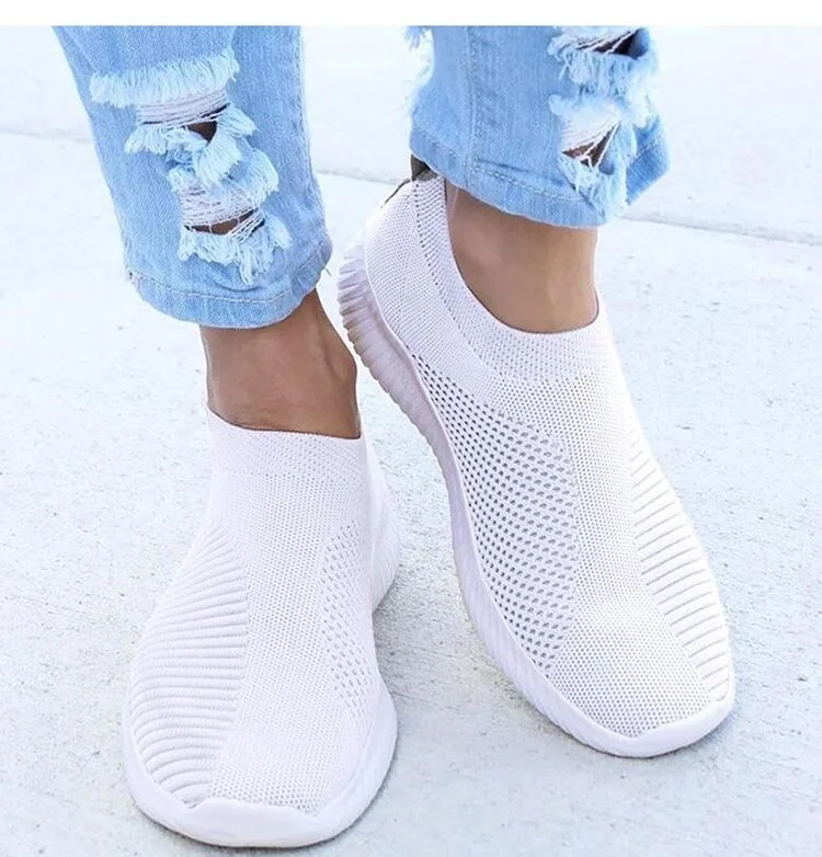 2019 Autumn Woman Shoes Fashion New Woman PU Leather Shoes Ladies Breathable Cute Heart Flats Casual Shoes White Sneakers