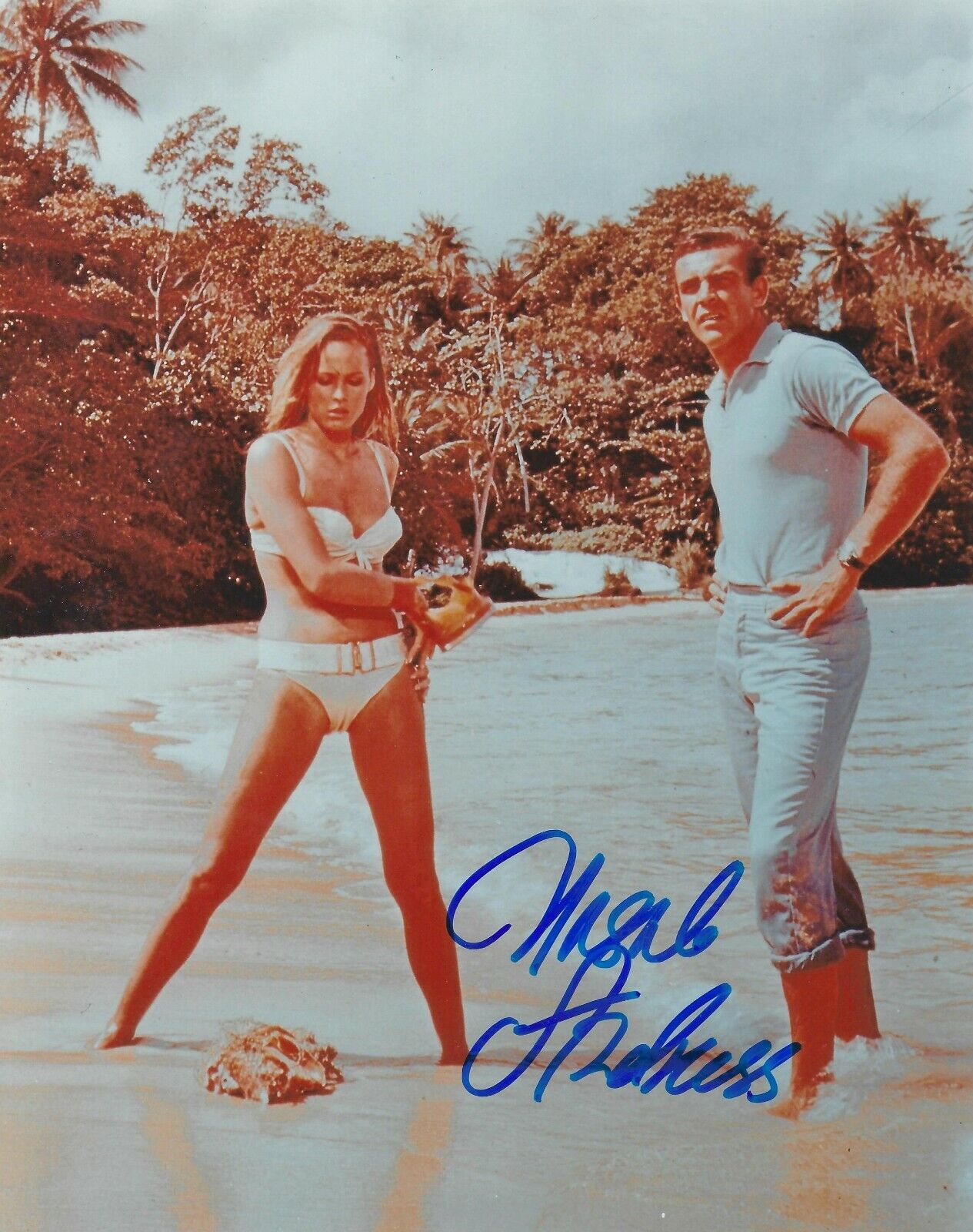 URSULA ANDRESS SIGNED 007 JAMES BOND DR NO 8x10 Photo Poster painting 3 UACC AFTAL AUTOGRAPH