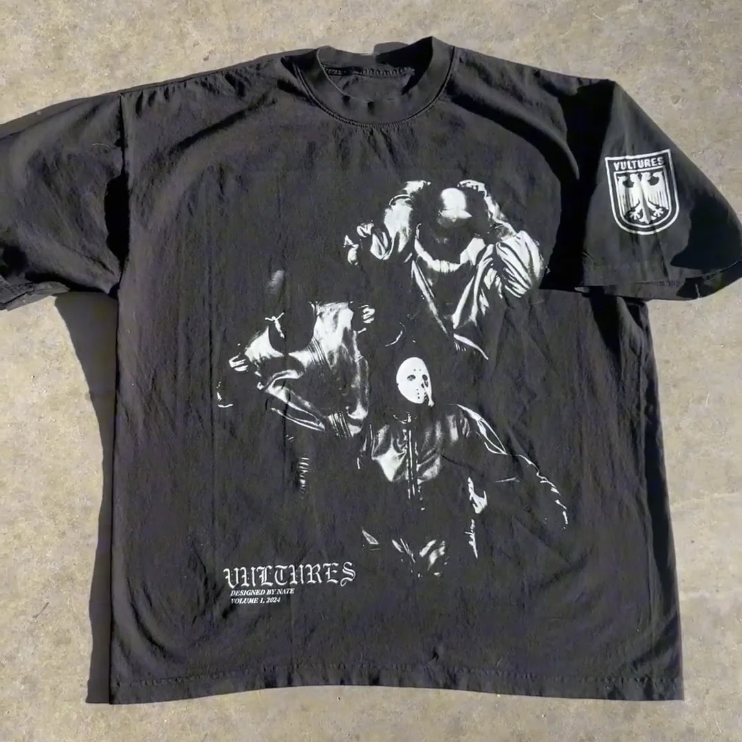 Vultures 1 Print Short Sleeve T-Shirt