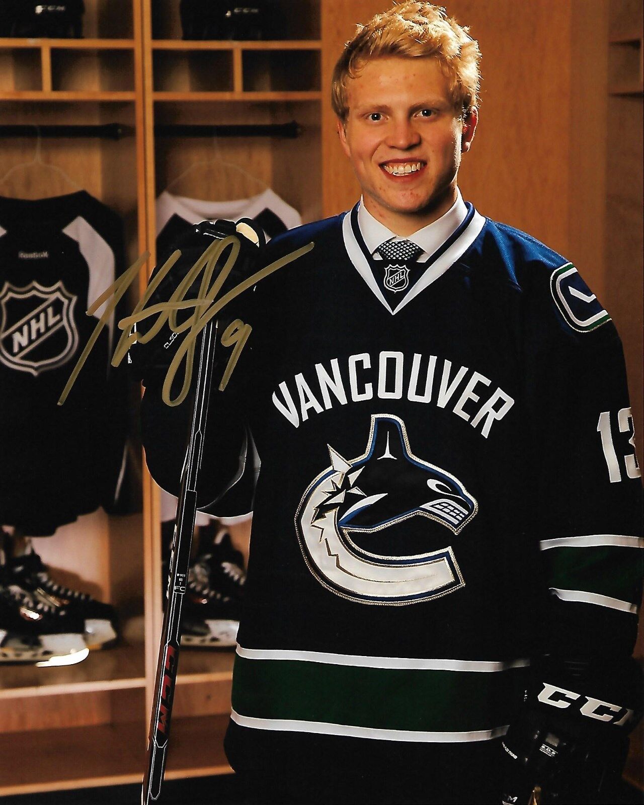 Hunter Shinkaruk Signed 8×10 Draft Photo Poster painting Vancouver Canucks Autographed COA B