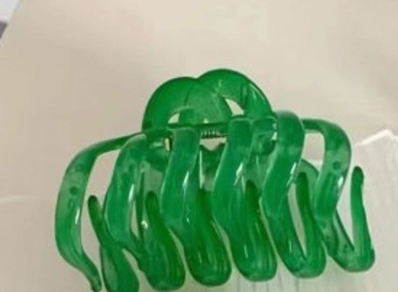 Minimalist Solid Color Plastic Hair Claws