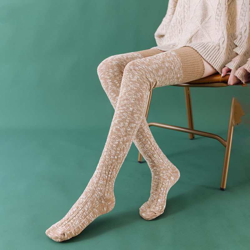 Thick line color matching thigh high knit socks