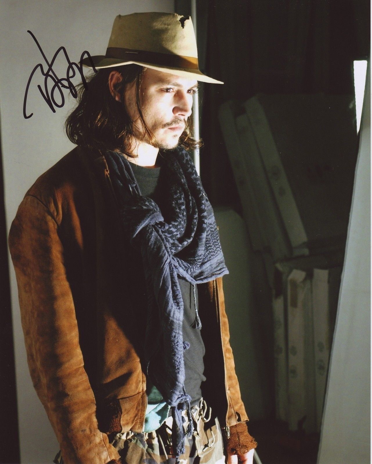 JOHNNY DEPP AUTOGRAPH SIGNED PP Photo Poster painting POSTER