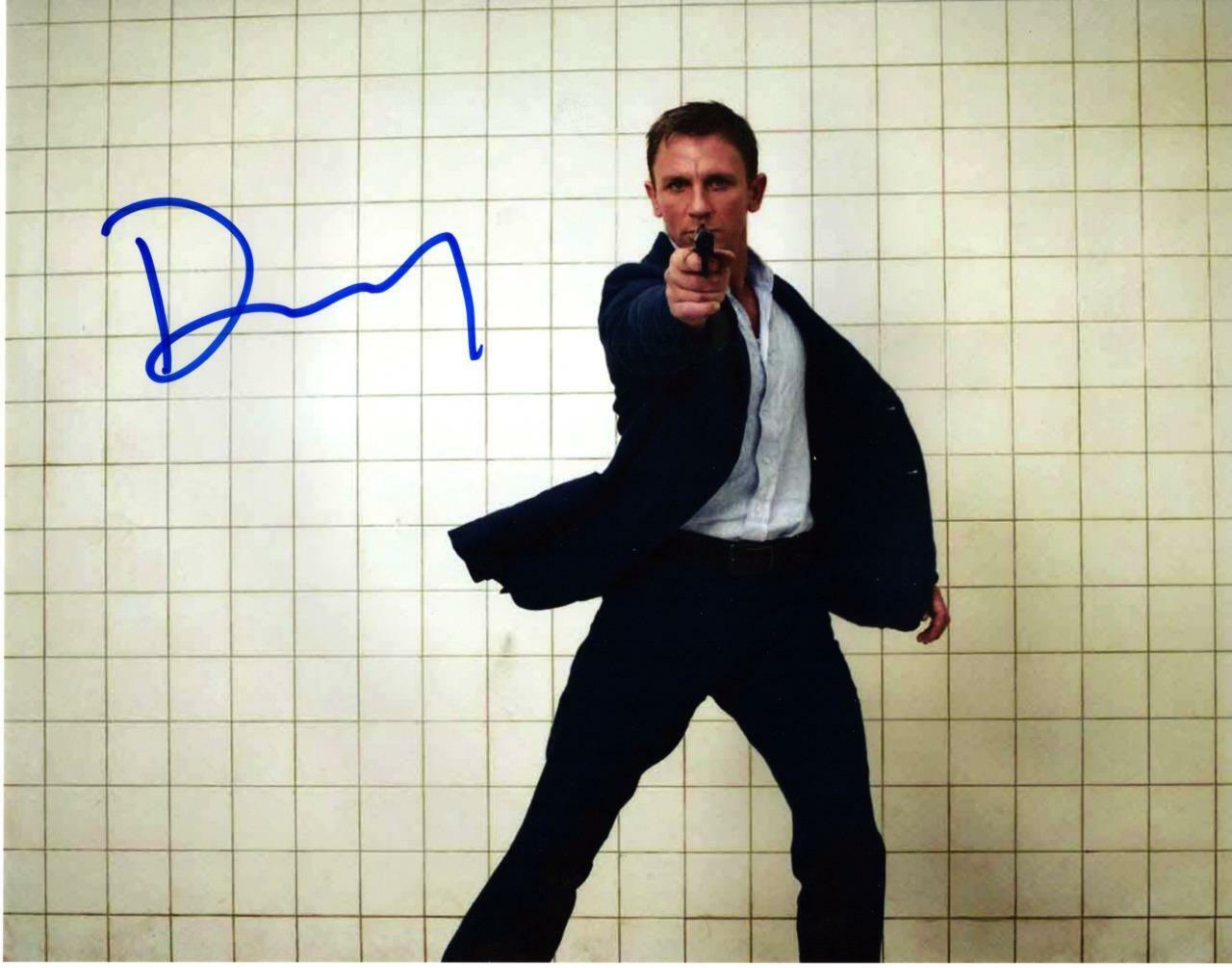 Daniel Craig 11x14 Autographed signed Photo Poster painting Picture and COA