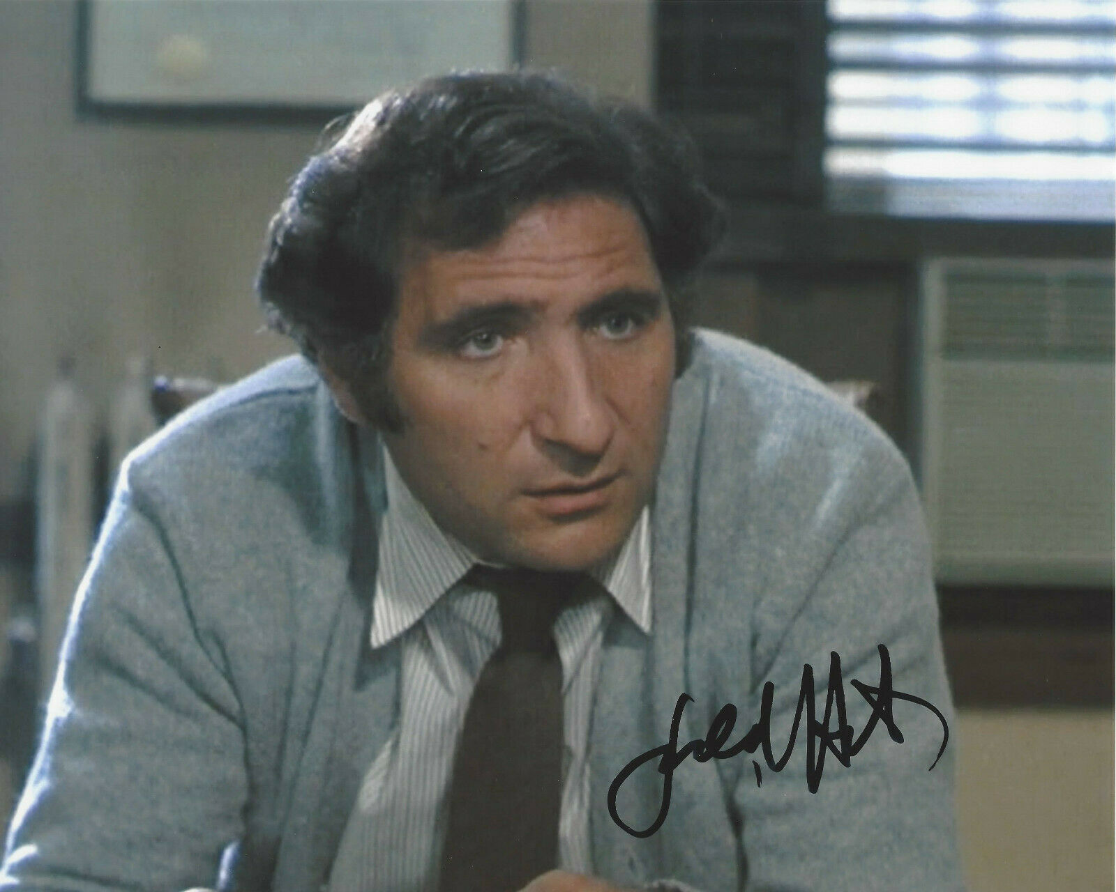 JUDD HIRSCH SIGNED AUTHENTIC 'TAXI' 8X10 Photo Poster painting 3 w/COA TV ACTOR NUMB3RS