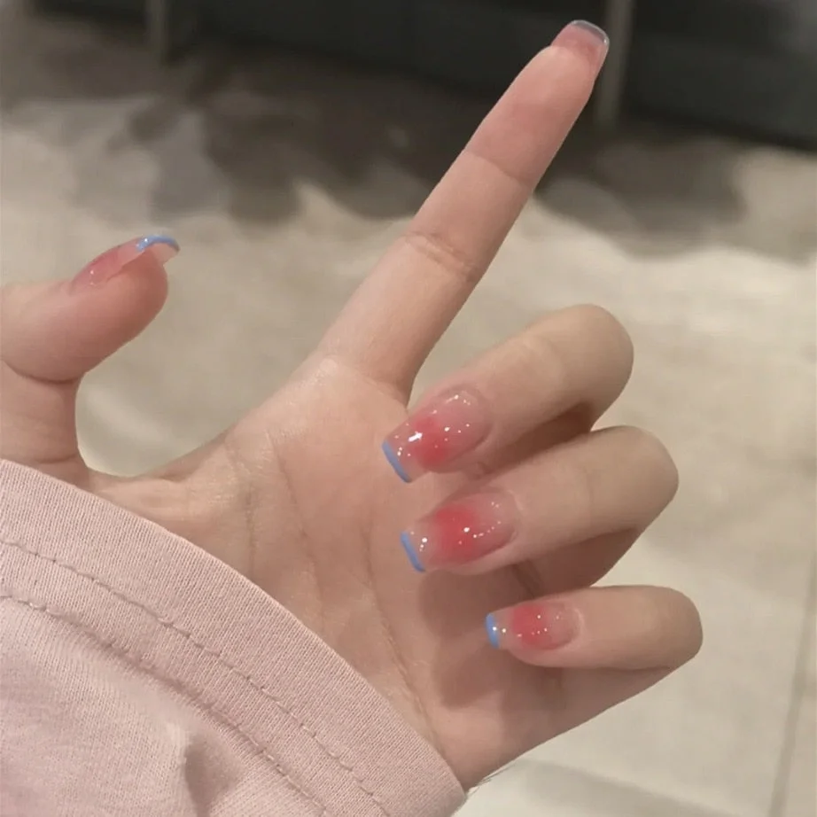 24Pcs Coffee Color With Grids Heart Designs False Nail Full Cover Fake Nails with Glue Detachable Wearable Manicure Nail Tips-Nail Inspo