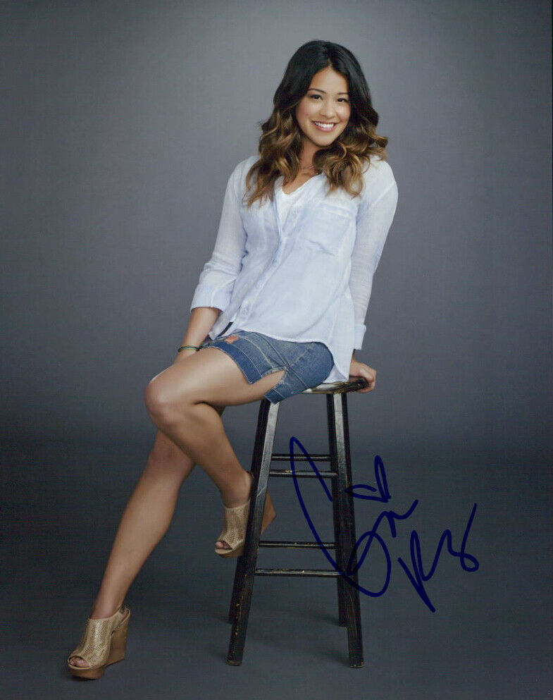 Gina Rodriguez signed authentic 8x10 Photo Poster painting COA