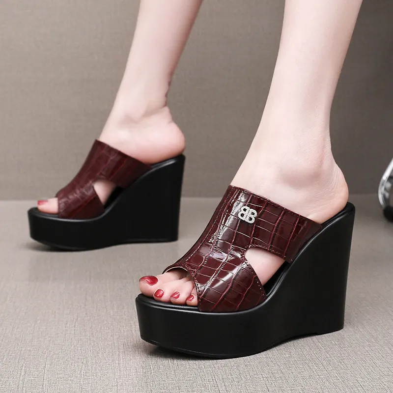 Breakj Breakj Leather Slope And Slippers Women Wearing Fashion Pine Cake Thick Bottom Fitting Room A Word Drag Anti-Slip High And Cow Skin Cold Drag